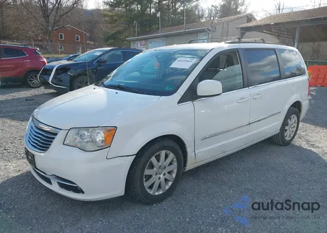 2016 Chrysler Town & Country Touring z USA, uszkodzony, nr VIN 2C4RC1BG6GR198744